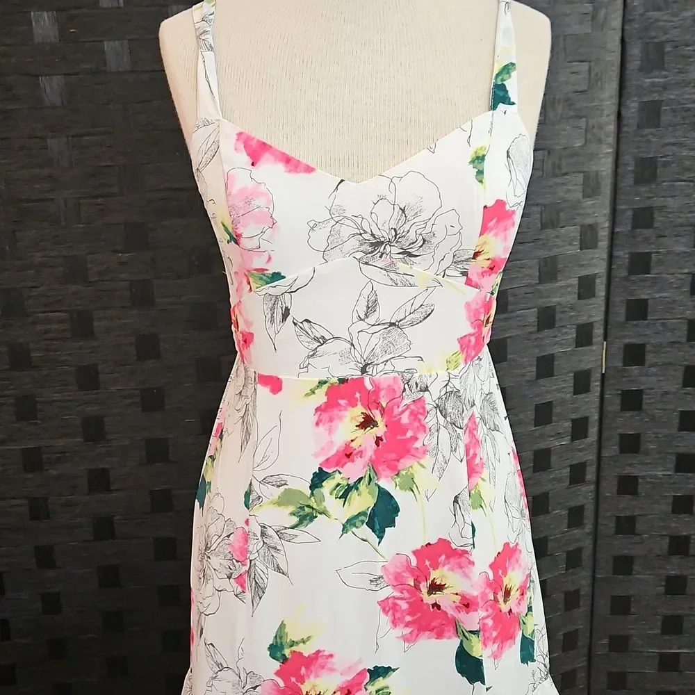 NWT Abercrombie & Fitch Dream Ruffle Floral Maxi Dress Size Small Petite